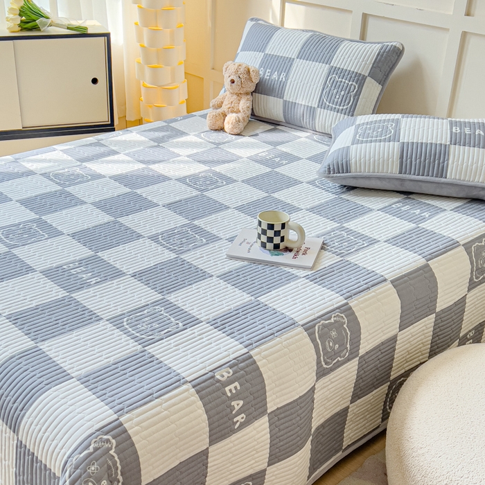 91家纺网 家纺一手货源 找家纺 金丝鸟 2024新款全棉纯棉加牛奶绒夹棉加绒床盖 无影熊 棉绒床盖