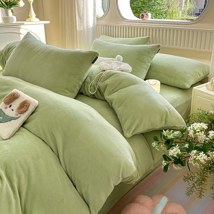 91家纺网 家纺一手货源 找家纺 （总）艾晶美家纺有限公司 2025新款简约加厚牛奶绒四件套--星黛