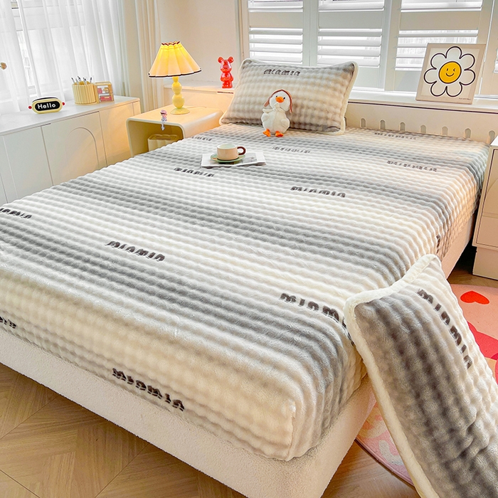 91家纺网 家纺一手货源 找家纺 喜居 2024新款A类兔毛泡泡牛奶绒床笠单床笠三件套 律动