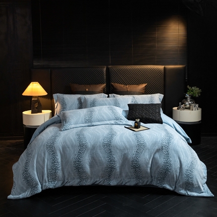 新方向 2025新款高克重240克全消光A类印花牛奶绒四件套-有风 有风-以太兰