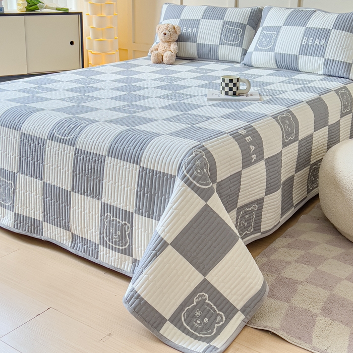 91家纺网 家纺一手货源 找家纺 金丝鸟 2024新款全棉纯棉加牛奶绒夹棉加绒床盖 无影熊 棉绒床盖