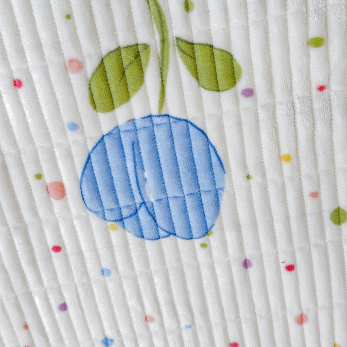 91家纺网 家纺一手货源 找家纺 金丝鸟 2024新款牛奶绒夹棉床笠 蓝色花朵 夹棉床笠