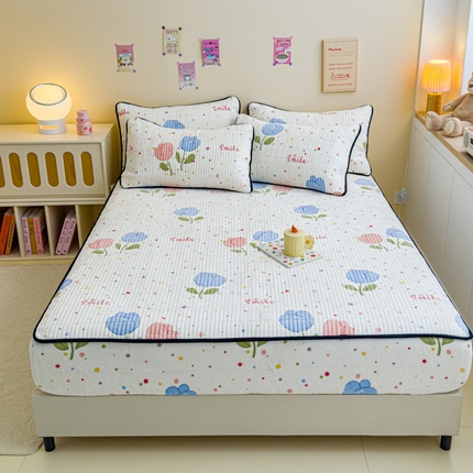 91家纺网 家纺一手货源 找家纺 金丝鸟 2024新款牛奶绒夹棉床笠 蓝色花朵 夹棉床笠