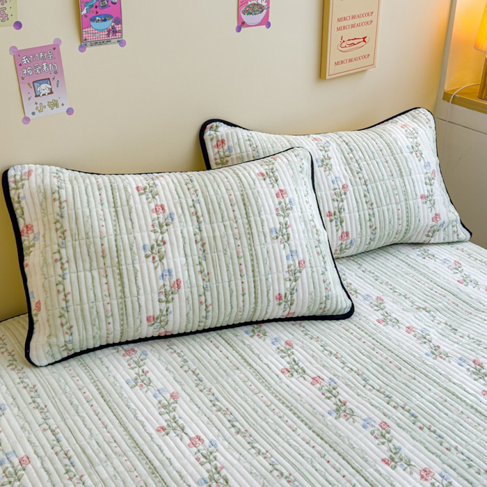 91家纺网 家纺一手货源 找家纺 金丝鸟 2024新款牛奶绒夹棉床笠 青草地 夹棉床笠