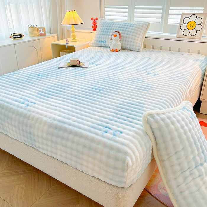 91家纺网 家纺一手货源 找家纺 喜居 2024新款A类兔毛泡泡牛奶绒床笠单床笠三件套 小美好-蓝