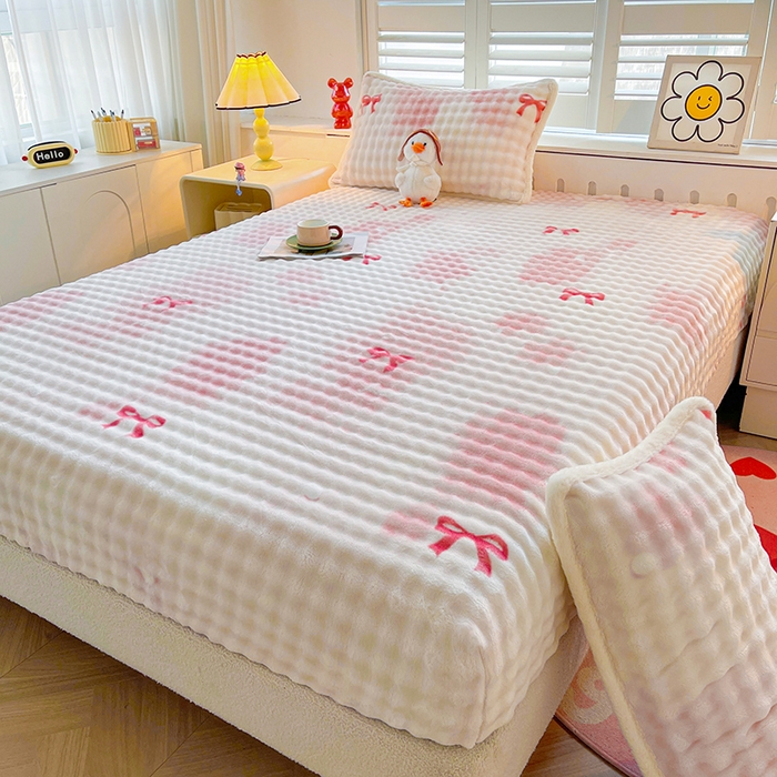 91家纺网 家纺一手货源 找家纺 喜居 2024新款A类兔毛泡泡牛奶绒床笠单床笠三件套 小美好-粉