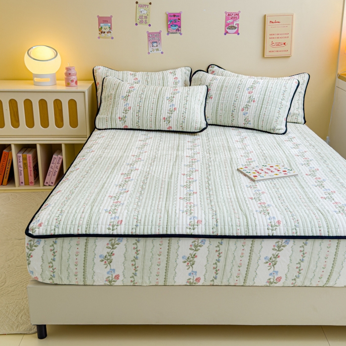 91家纺网 家纺一手货源 找家纺 金丝鸟 2024新款牛奶绒夹棉床笠 青草地 夹棉床笠