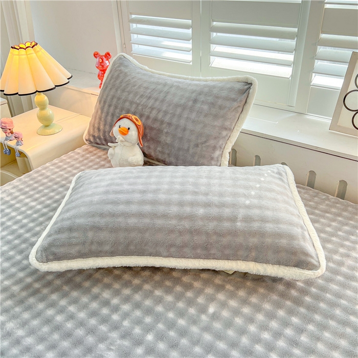 91家纺网 家纺一手货源 找家纺 喜居 2024新款A类兔毛泡泡牛奶绒床笠单床笠三件套 典雅灰