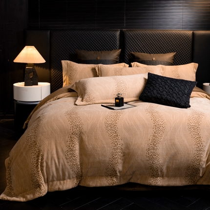 （总）控价 2025新款高克重240克全消光A类印花牛奶绒四件套-有风