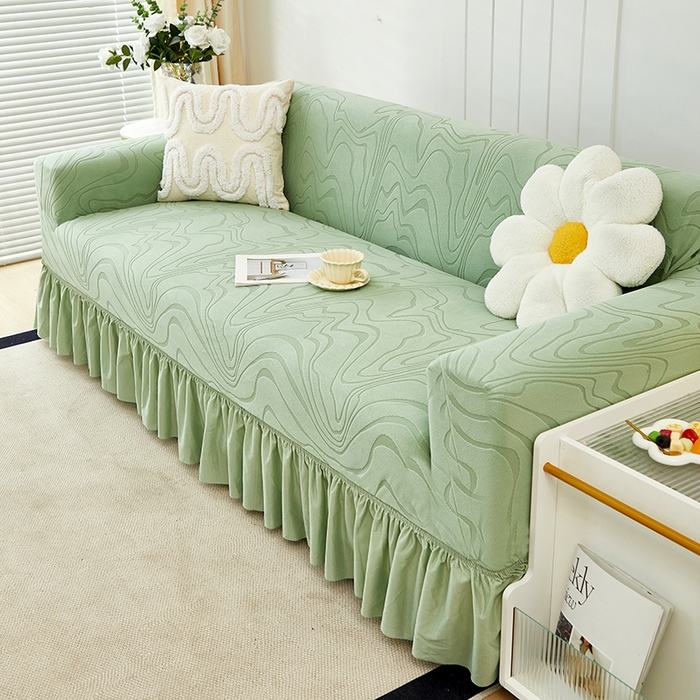 91家纺网 家纺一手货源 找家纺 丝绮鹿 2024新款雕花绒曲意系列沙发套裙边款（三人图） 草绿