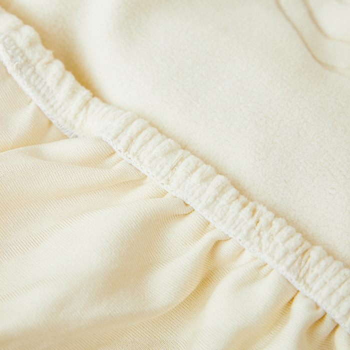 91家纺网 家纺一手货源 找家纺 丝绮鹿 2024新款雕花绒曲意系列-小扶手弧形椅套 米白