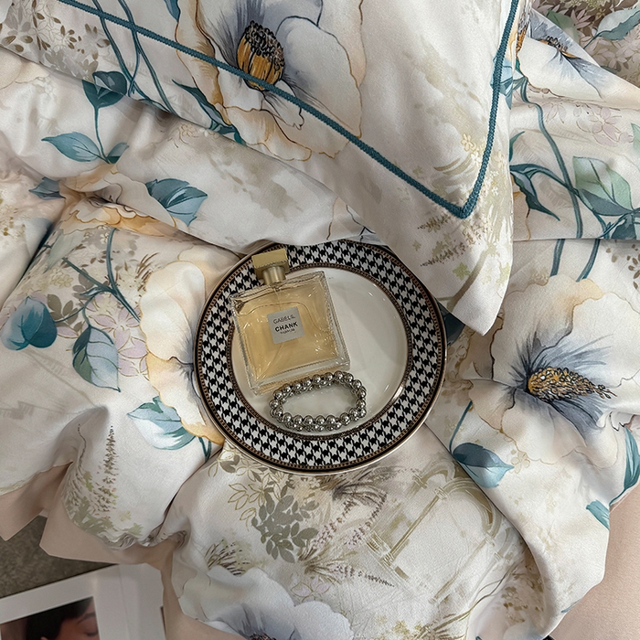 91家纺网 家纺一手货源 找家纺 棠颂家纺 2025新款澳棉加厚磨毛数码印花四件套（礼盒款） 梵音