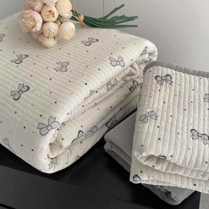 91家纺网 家纺一手货源 找家纺 莱豫家纺 2024新款砂洗棉加绒床盖三件套（叠拍图） 蝴蝶结灰