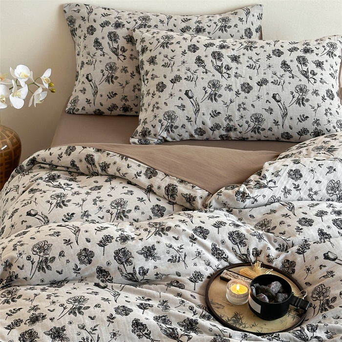 91家纺网 家纺一手货源 找家纺 梦享生活家居 2024新款双层纱黑灰提花系列四件套 白茶清欢