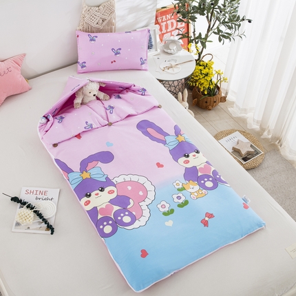 91家纺网 家纺一手货源 找家纺 大黄蜂家居家纺 2025新款纯棉四季款水晶绒四季大版花儿童睡袋露露小兔