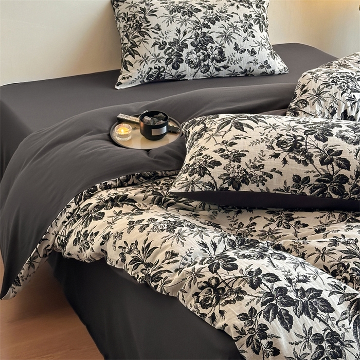 91家纺网 家纺一手货源 找家纺 梦享生活家居 2024新款双层纱黑灰提花系列四件套 黑茶花