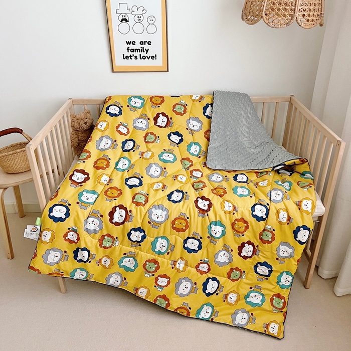 91家纺网 家纺一手货源 找家纺 吉咪兔 24年新款幼儿园卡通全棉豆豆被冬季纯棉儿童豆豆毯加厚棉被安抚秋冬宝宝被子 小狮子