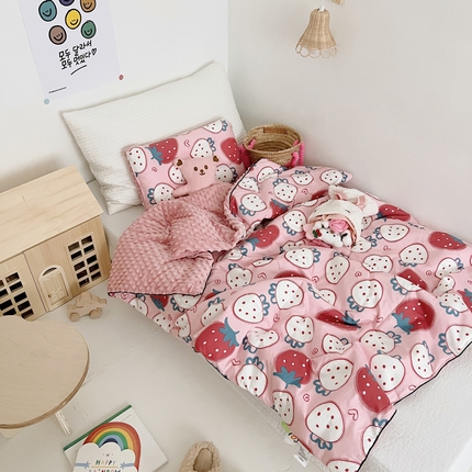 91家纺网 家纺一手货源 找家纺 （总）吉咪兔 24年新款幼儿园卡通全棉豆豆被冬季纯棉儿童豆豆毯加厚棉被安抚秋冬宝宝被子