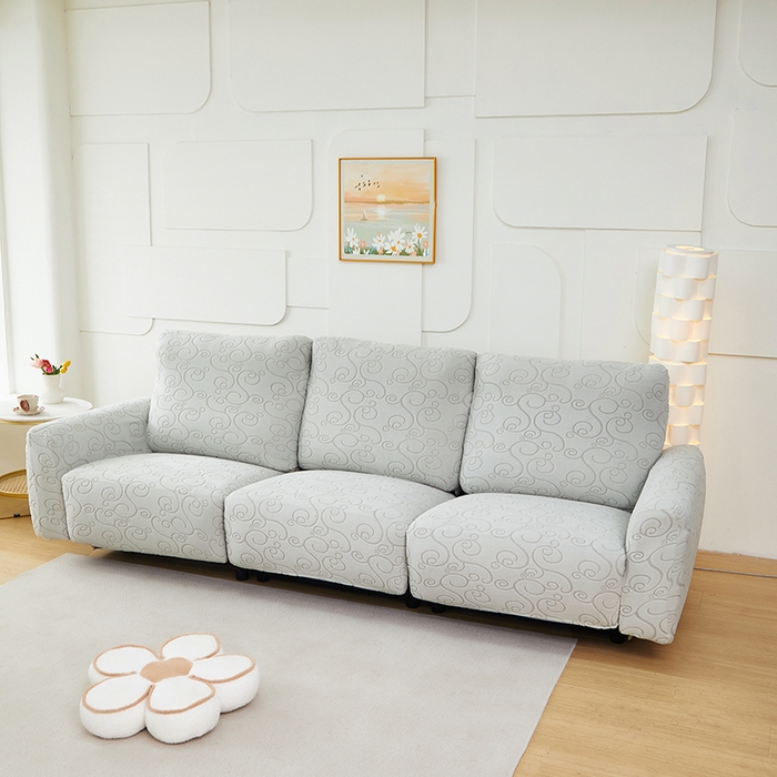 91家纺网 家纺一手货源 找家纺 丝绮鹿 2024新款雕花绒年华系列-芝华士沙发套 浅灰