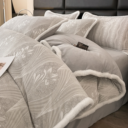 91家纺网 家纺一手货源 找家纺 （总）极简 2024新款加厚保暖高克重立体雕花牛奶绒四件套