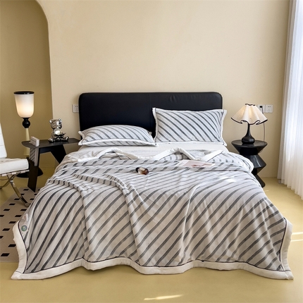 91家纺网 家纺一手货源 找家纺 欧邦 新款加厚荷兰绒牛奶绒剪加印工艺款毛毯 山灰