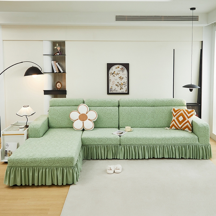 91家纺网 家纺一手货源 找家纺 丝绮鹿 2024新款雕花绒年华系列裙边沙发套（贵妃图） 草绿