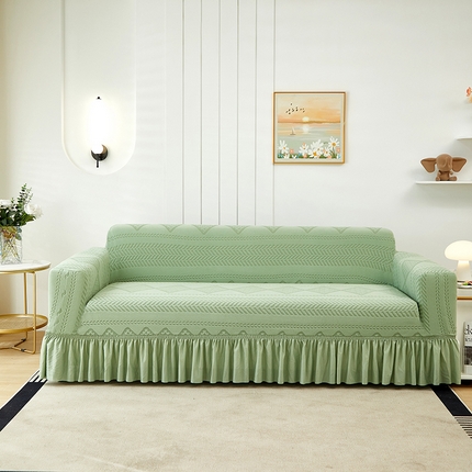 91家纺网 家纺一手货源 找家纺 丝绮鹿 2024新款雕花绒菲亚系列沙发套裙边款（三人图） 草绿