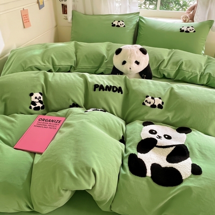 91家纺网 家纺一手货源 找家纺 优卡迪家纺馆 2024新款锦棉毛巾绣四件套【下载文件夹包含买家秀】 熊猫宝贝-绿