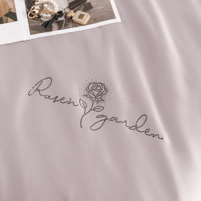 91家纺网 家纺一手货源 找家纺 （总）颐羽达 外贸手工蚕丝被芯批发夏凉被莱赛尔桑蚕丝被加厚冬被子礼品礼盒装