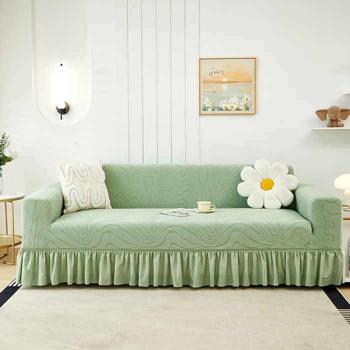 91家纺网 家纺一手货源 找家纺 丝绮鹿 2024新款雕花绒曲意系列沙发套裙边款（三人图） 草绿