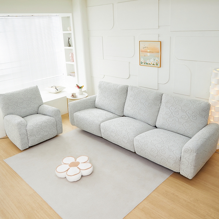 91家纺网 家纺一手货源 找家纺 丝绮鹿 2024新款雕花绒年华系列-芝华士沙发套 浅灰