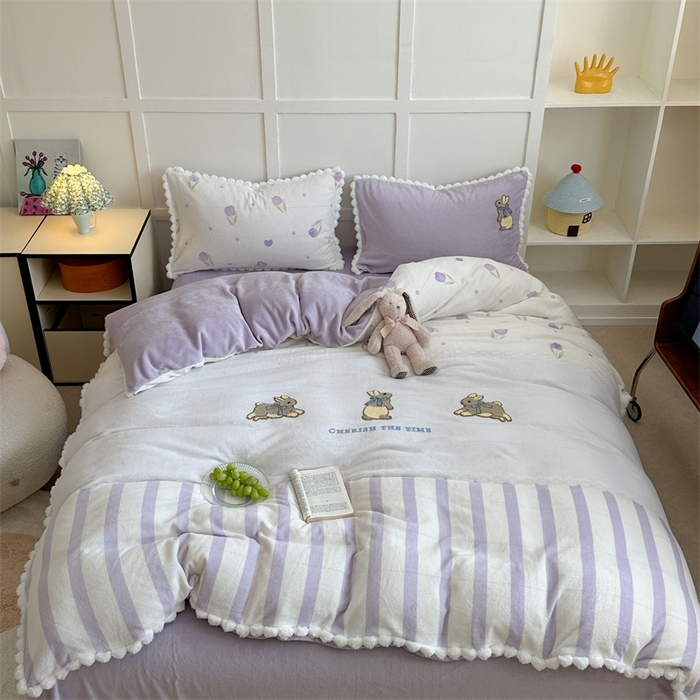 91家纺网 家纺一手货源 找家纺 柚子YOUTH 2024新款毛球花边三拼牛奶绒四件套 小紫兔