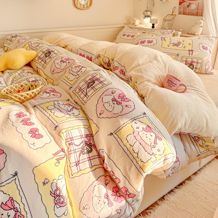 91家纺网 家纺一手货源 找家纺 呗旺鹿 2024新款高克重卡通印花毛巾绣牛奶绒四件套 蝴蝶结小狗-粉