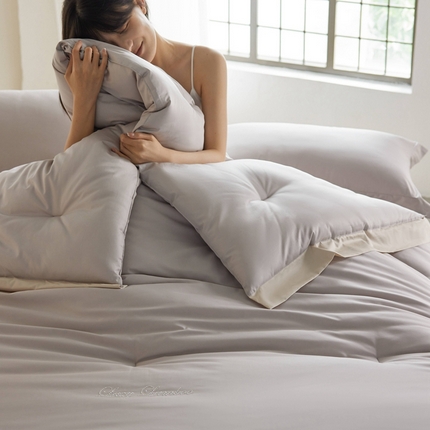 91家纺网 家纺一手货源 找家纺 （总）丽笙 2024新款100S长绒棉纯棉懒宝儿宽边款四季被被子被芯