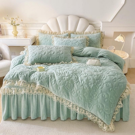 91家纺网 家纺一手货源 找家纺 （总）恋尚 2024新款牛奶绒夹棉床笠式床裙四件套-奥丽莎