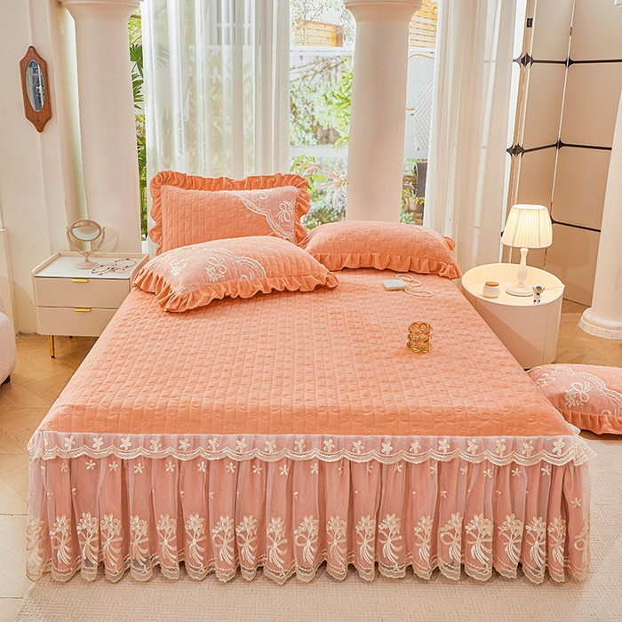 91家纺网 家纺一手货源 找家纺 （总）2024新款加厚牛奶绒蕾丝刺绣床裙四件套-莫奈花园系列