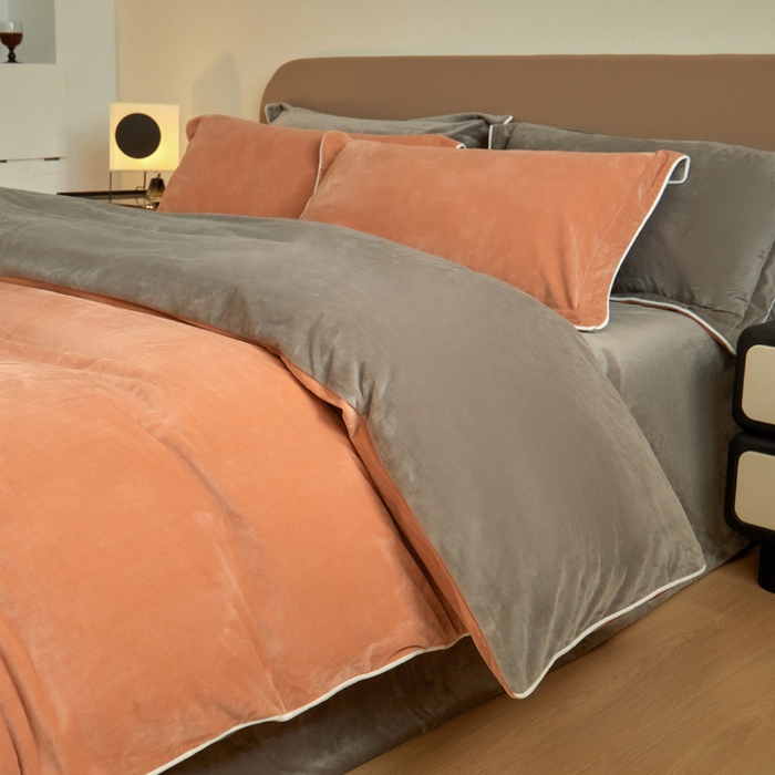 91家纺网 家纺一手货源 找家纺 万盛家纺 2025新款德芙绒牛奶绒法莱绒水晶绒双拼四件套 砖红-咖灰