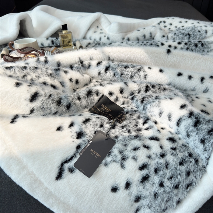 91家纺网 家纺一手货源 找家纺 凯轩毛毛毯毯子网销专供 2024新款仿皮草轻毛毛毯毯子-魅影系列 魅力