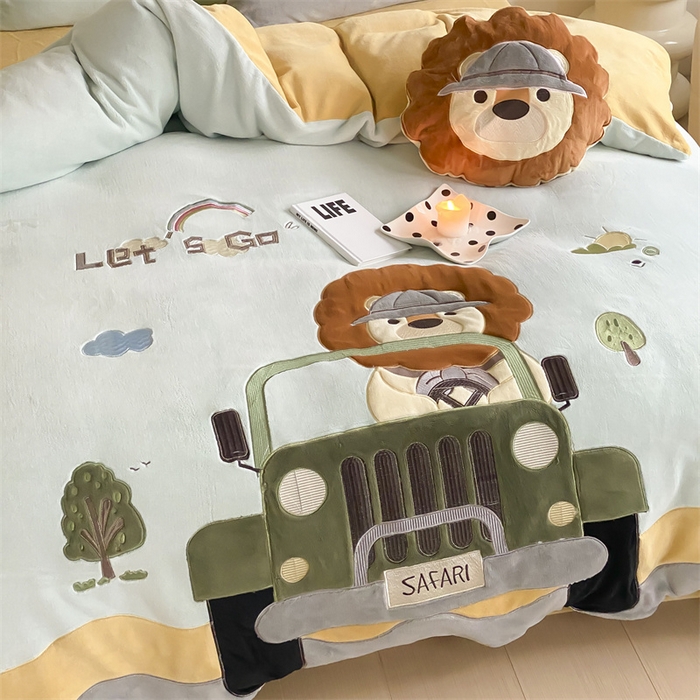 91家纺网 家纺一手货源 找家纺 （总）星野 2024新款高克重牛奶绒四件套-绒狮子先生