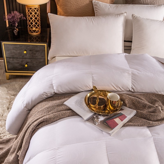 91家纺网 家纺一手货源 找家纺 （总）厂家100支全棉贡缎大提花双层鹅绒被壳 防钻绒羽绒被半成品内胆芯