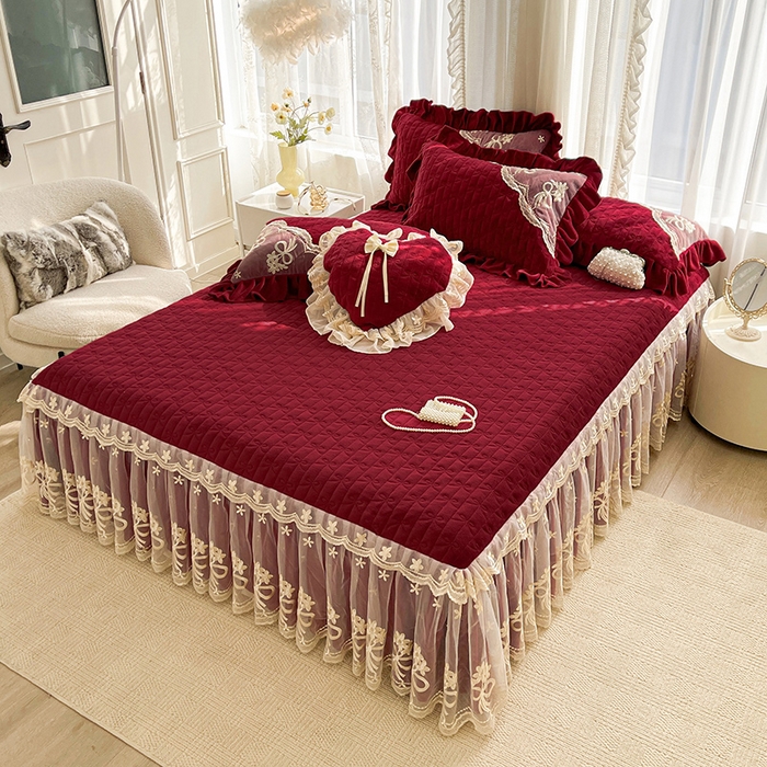 91家纺网 家纺一手货源 找家纺 2024新款加厚牛奶绒蕾丝刺绣床裙单床裙-莫奈花园系列 莫奈花园-酒红