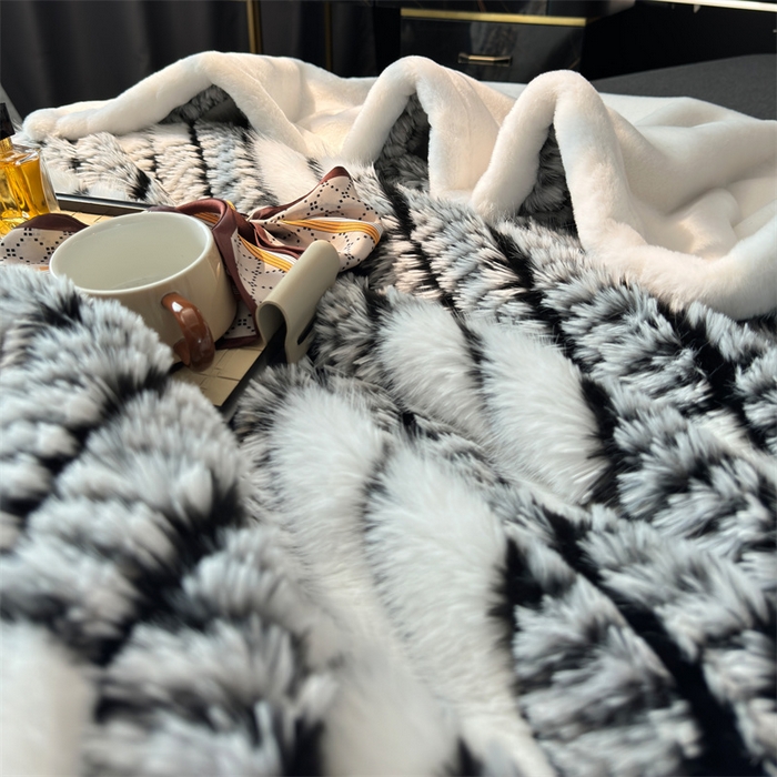 91家纺网 家纺一手货源 找家纺 （总）凯轩毛毛毯毯子网销专供 2024新款仿皮草轻毛毛毯毯子-魅影系列