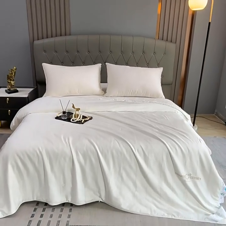 91家纺网 家纺一手货源 找家纺 （总）天丝莱赛尔贡缎大提花蚕丝被结婚特级双宫桑蚕丝春秋被冬被子批发