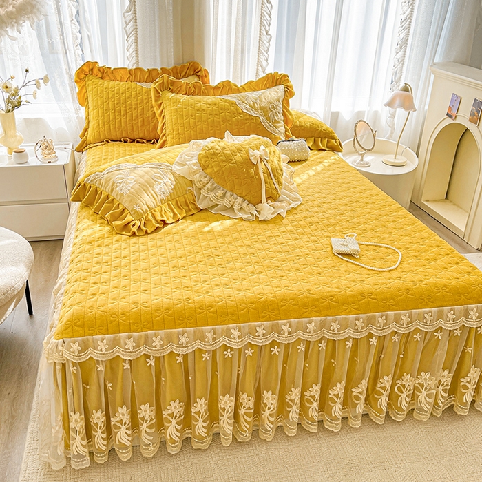 91家纺网 家纺一手货源 找家纺 2024新款加厚牛奶绒蕾丝刺绣床裙单床裙-莫奈花园系列 莫奈花园-嫩黄