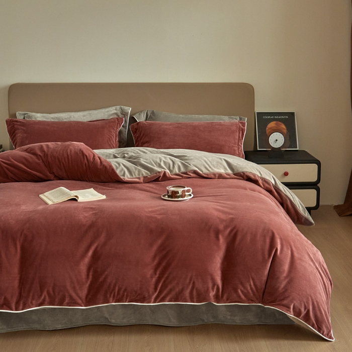 91家纺网 家纺一手货源 找家纺 万盛家纺 2025新款德芙绒牛奶绒法莱绒水晶绒双拼四件套 晨曦红-米灰