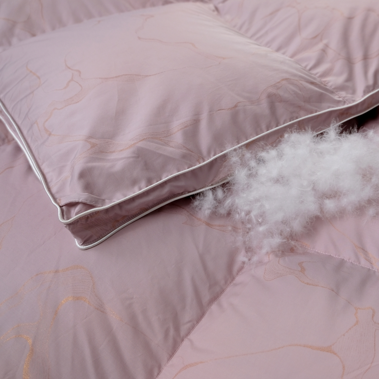 91家纺网 家纺一手货源 找家纺 兰言诺羽绒被 2025新款埃及棉95羽绒被被子被芯 豆沙