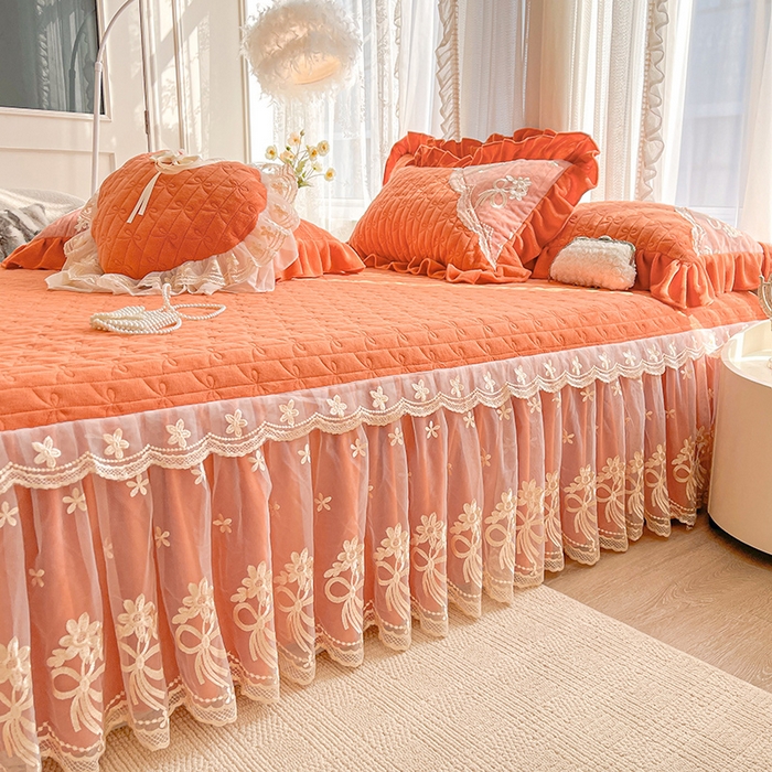 91家纺网 家纺一手货源 找家纺 2024新款加厚牛奶绒蕾丝刺绣床裙单床裙-莫奈花园系列 莫奈花园-爱玛橙