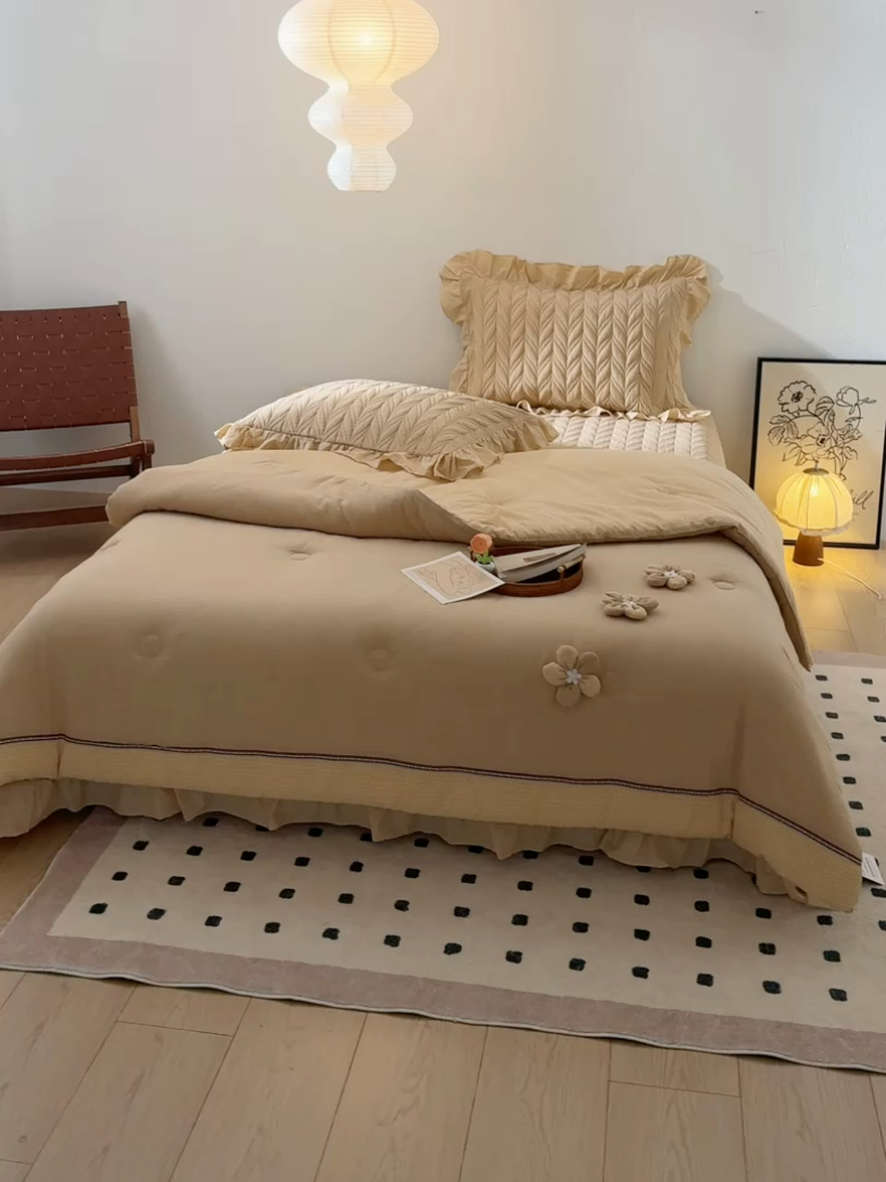 91家纺网 家纺一手货源 找家纺 上喜 热卖树叶款春秋被床盖三件套 黄色