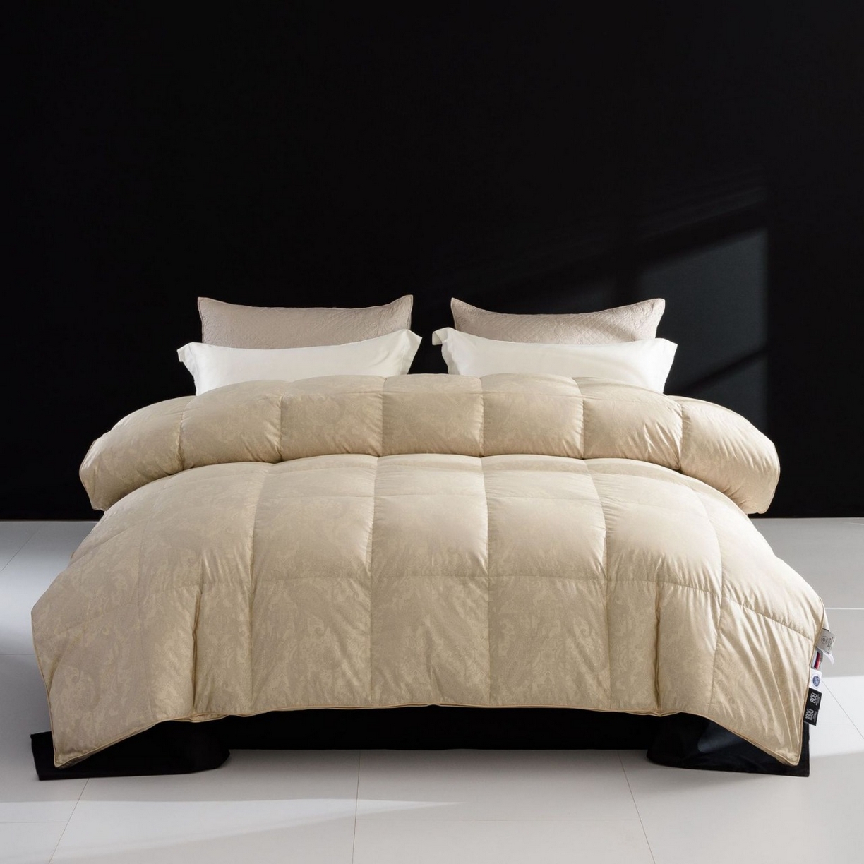 91家纺网 家纺一手货源 找家纺 （总）180支高密大提花防钻绒全棉羽绒被壳 纯棉自充绒半成品被套批发