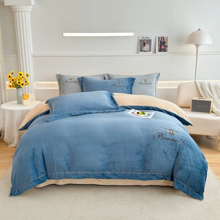 91家纺网 家纺一手货源 找家纺 （总）皇谱家纺 2024新款牛奶绒刺绣四件套